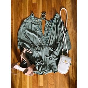 Fashion Nova Olive Shea Romper 🍀